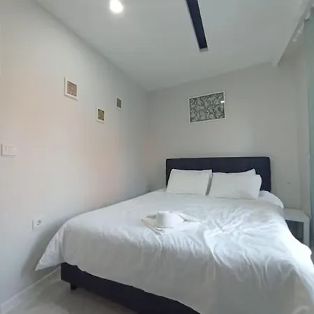 Stylish 1-bedroom Apart In Dw Apartment *
